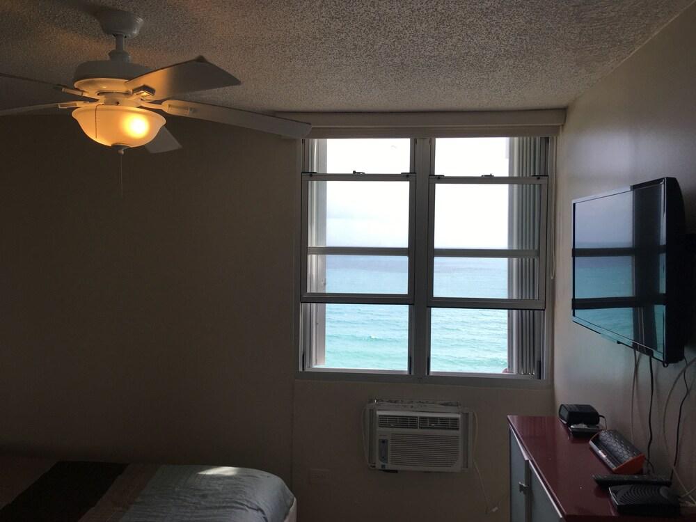 Ocean View Gorgeous 1 Bedroom Apt