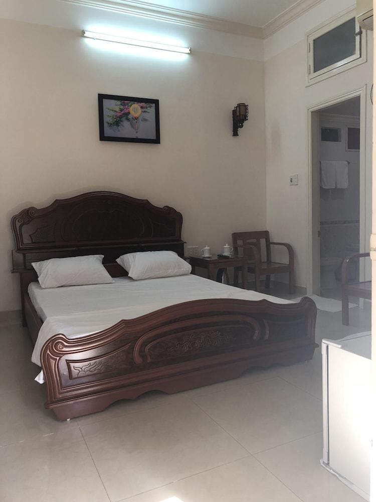 Three Palms Homestay