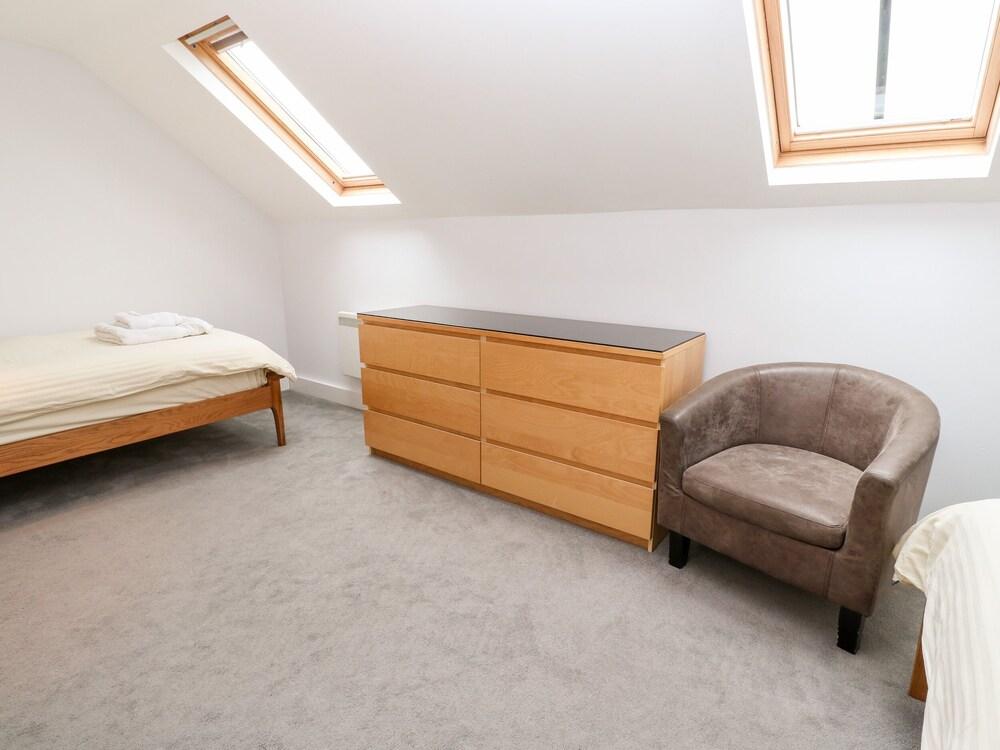 3 Bay Retreat Villas