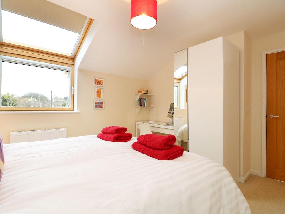 Chy Kerris, Carbis Bay