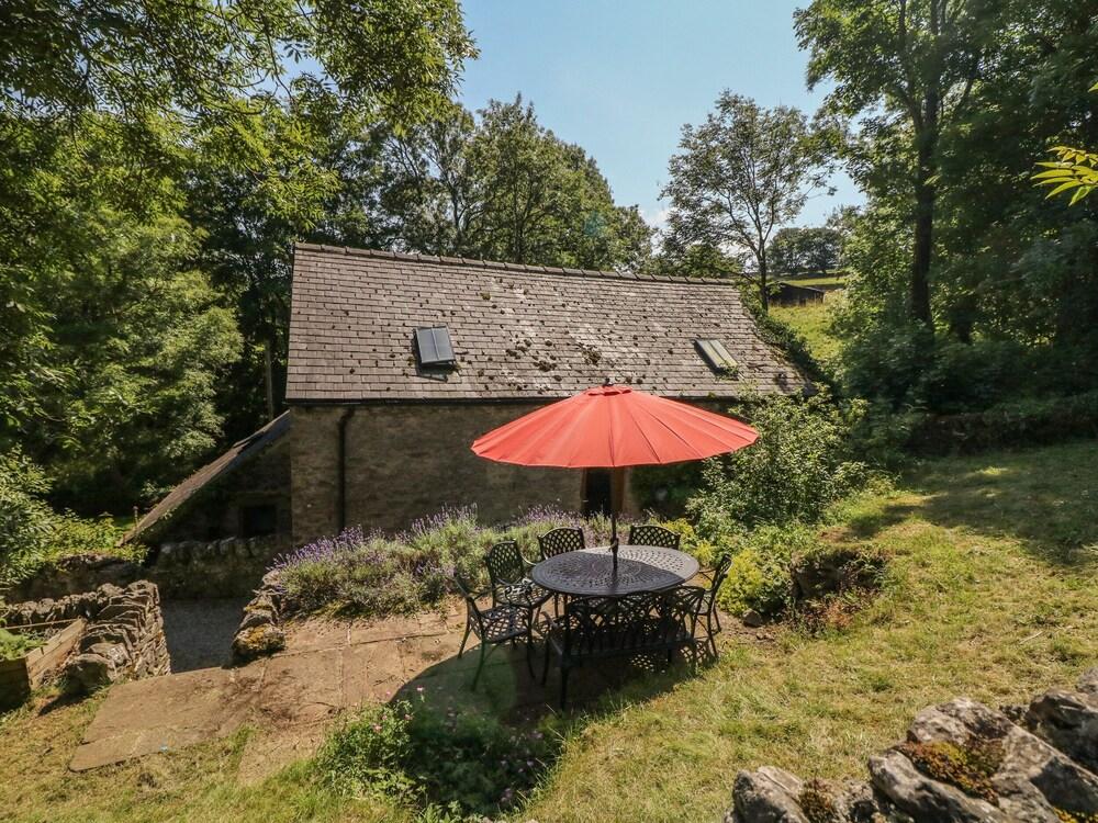 The Barn at Smalldale Hall