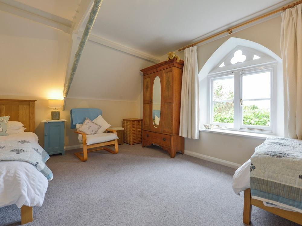 The Old School House