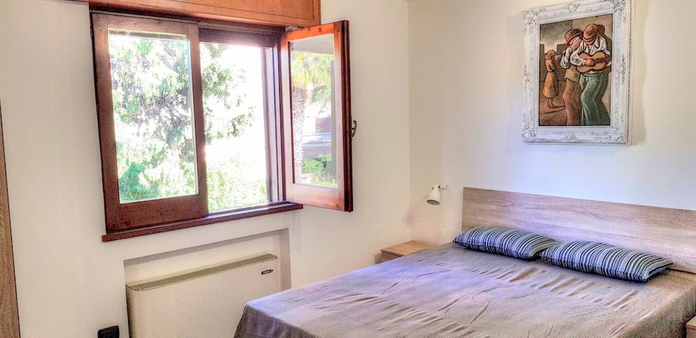 Emporium Guest House