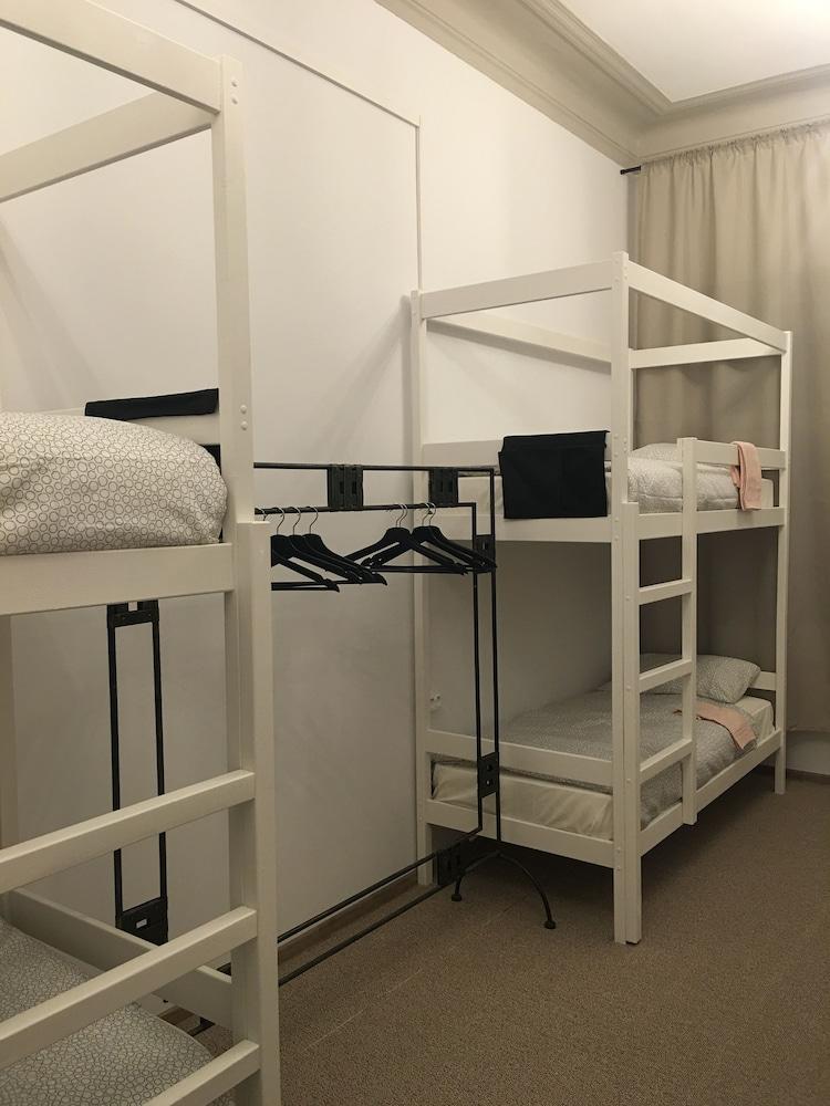 Chekhov House Hostel & Hotel