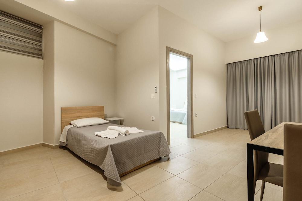 Irene Studios & Apartments