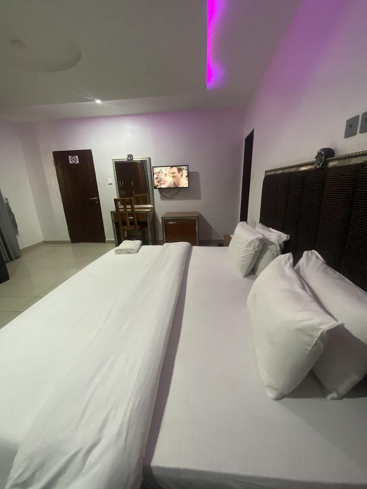 Vatan & Santiago Resort