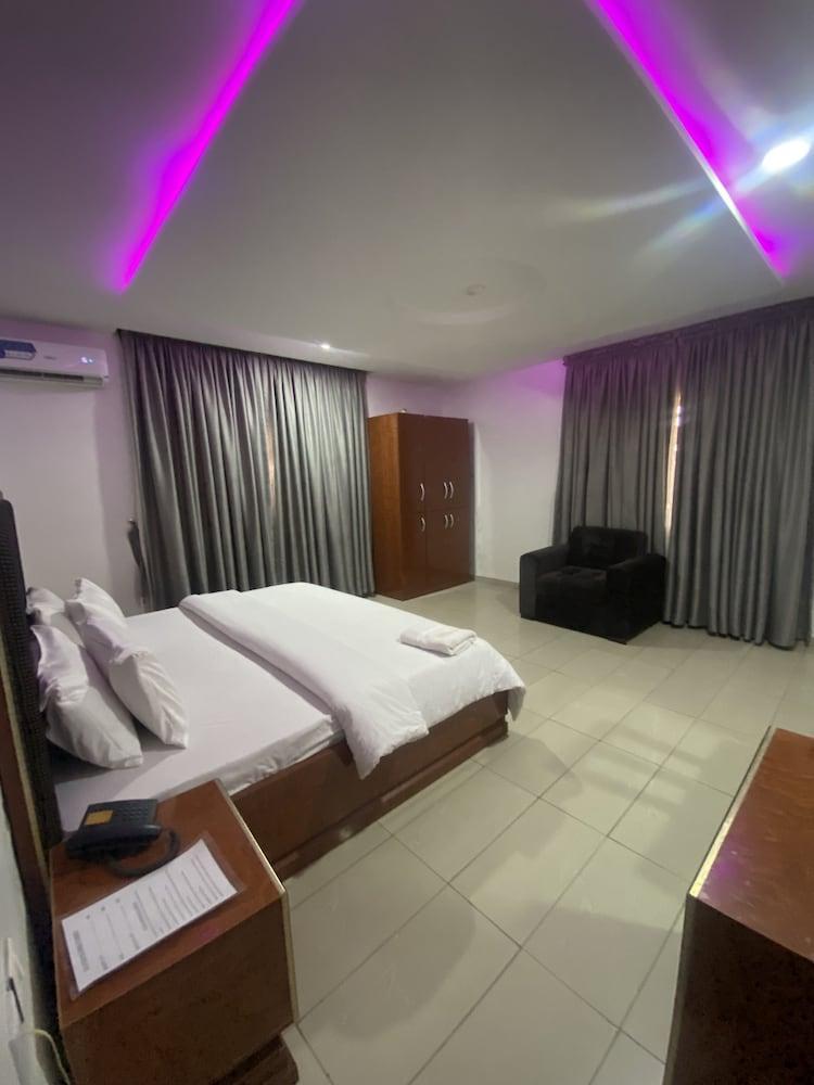 Vatan & Santiago Resort