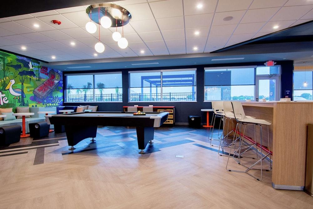 Tru by Hilton Lafayette River Ranch