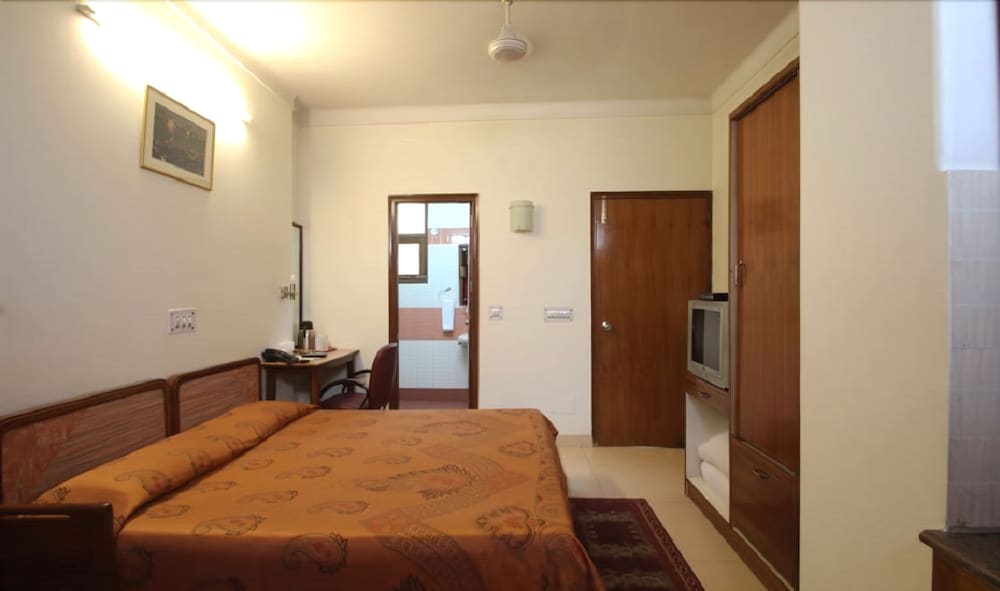 Excellency Corporate Homes