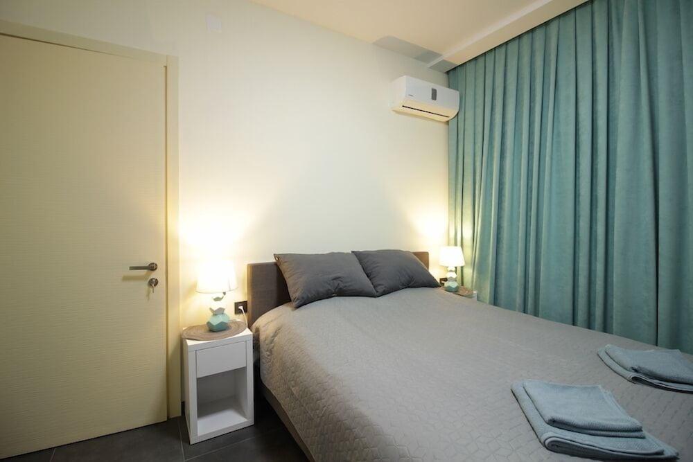 KNJZ Seaview Apartment