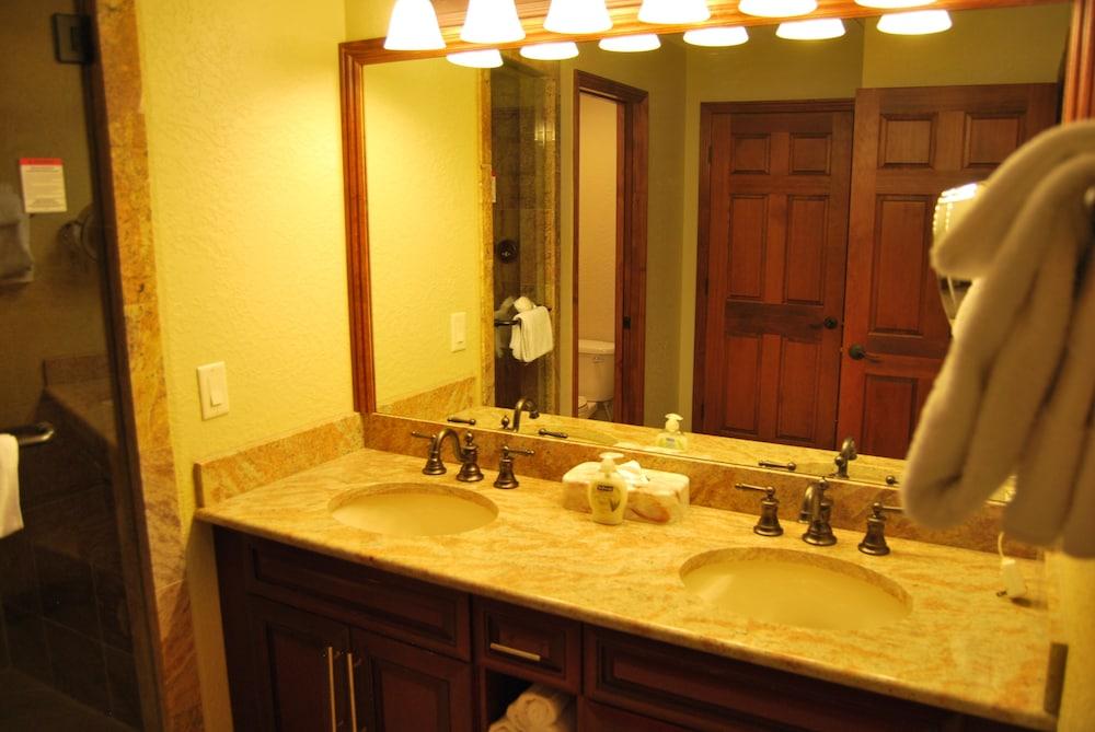 White Pines 1-BD at Westgate - Orion