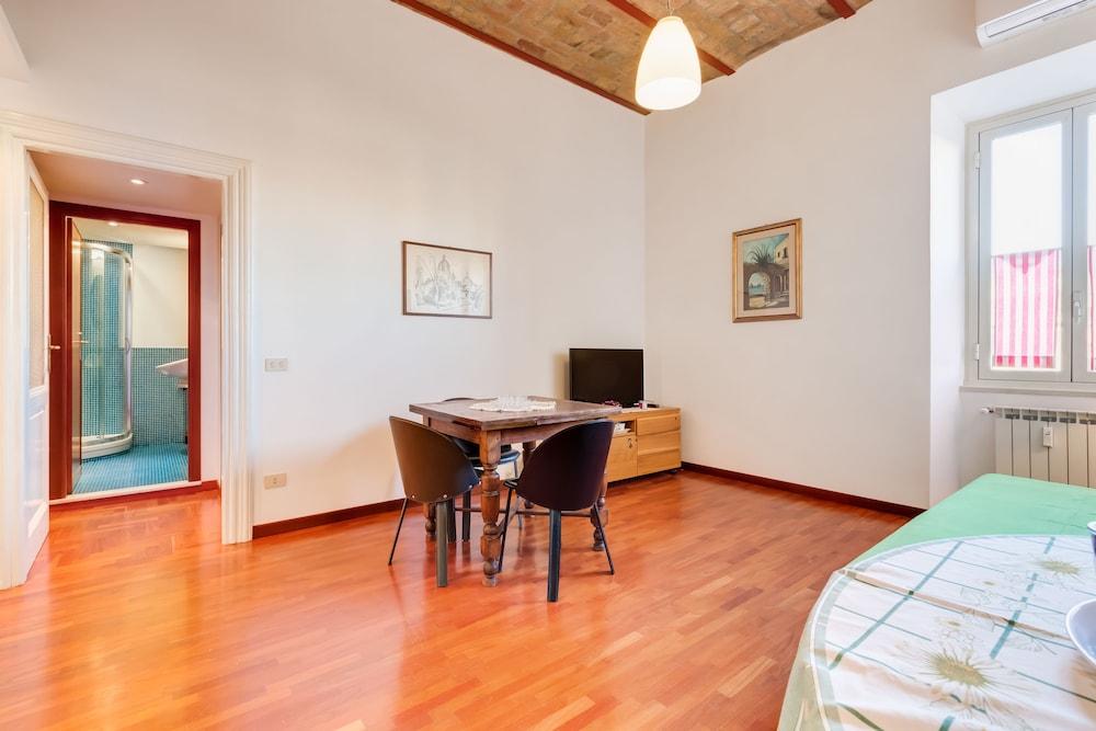 La Brocca House in Testaccio