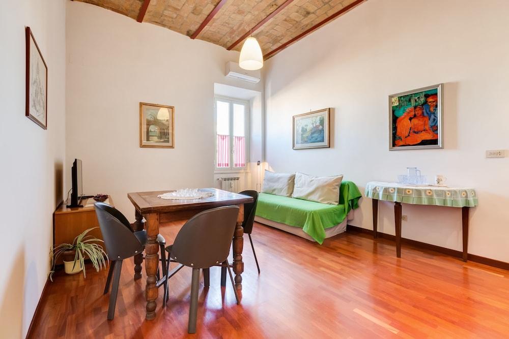 La Brocca House in Testaccio