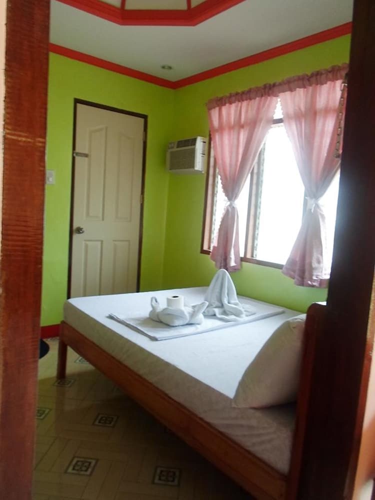 Amos Digue Pension House