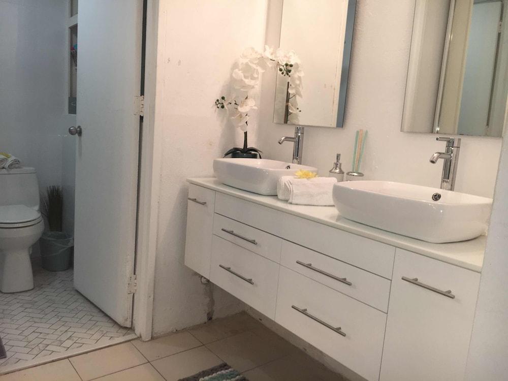 Island Life Vacation Rental