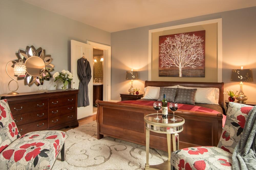 Gothic Eves Inn and Spa Bed and Breakfast