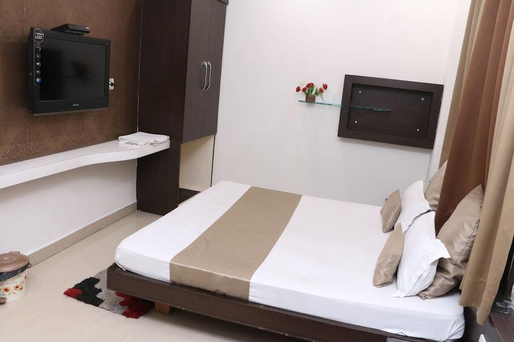 Hotel Shalimar Deluxe