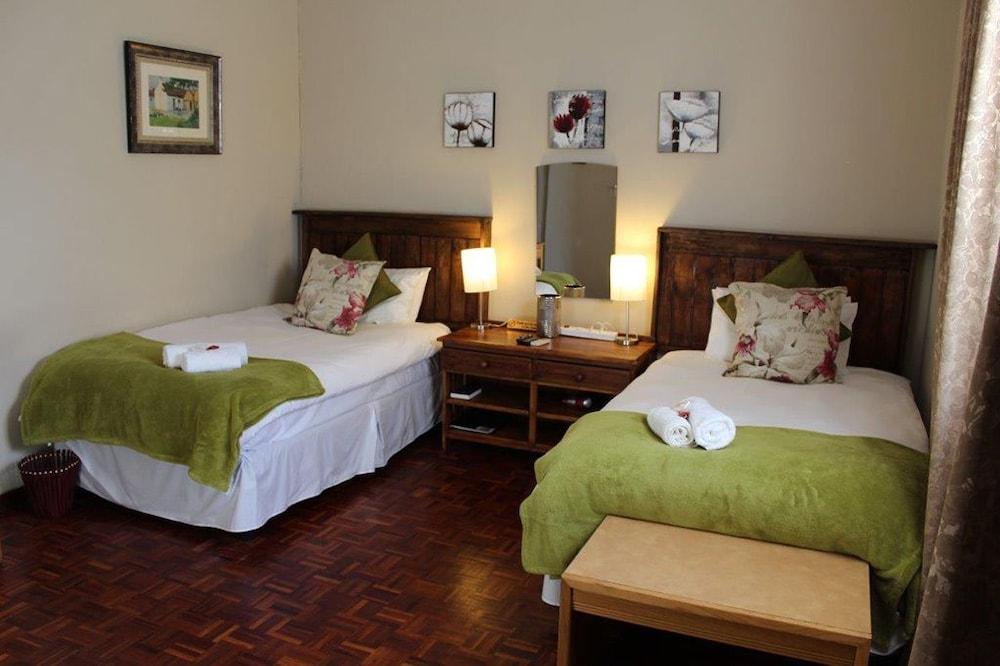 The Hamlet Country Lodge