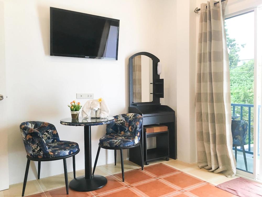 Rawai Studio Apartments by PSA