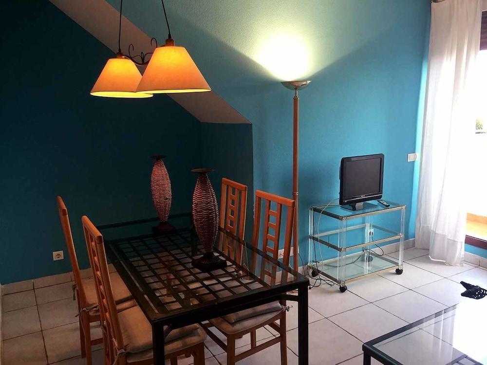 Venavera I42d - 2 Bed Penthouse 2 Baths Beach Walk