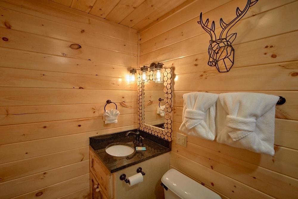 Foolin Around Apartment 1