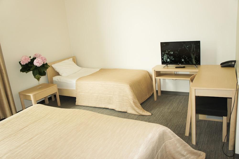 Zaliasis slenis - Self check-in hotel