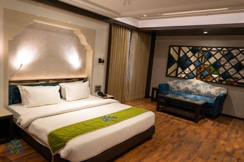 Hotel Basant Vihar Palace