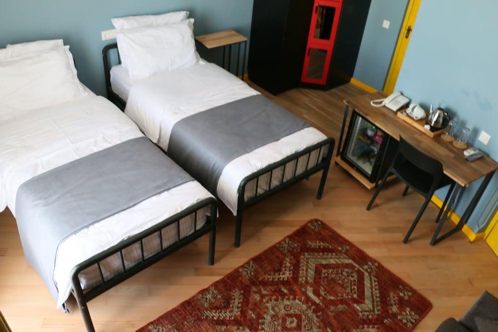 Boutique Hotel27 Plus