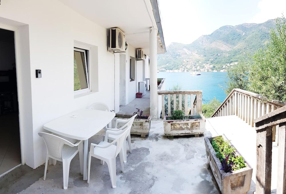 Antonia's coast apartment