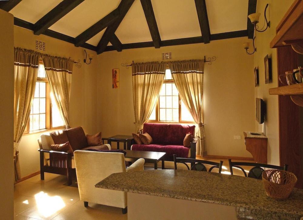 Milimani Cottages