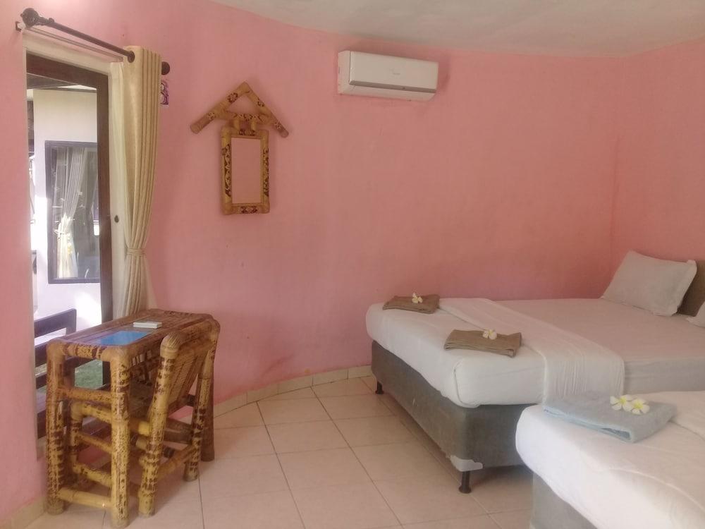 Purnama Beach Hotel Lombok