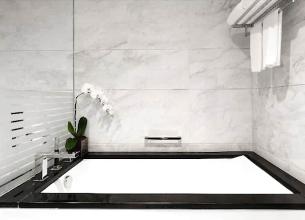 Renaissance Business Bay Hotel, Dubai