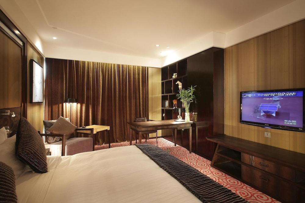 Luoyang Christian's Hotel