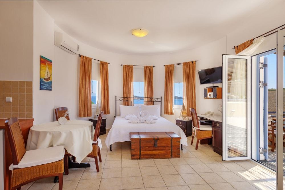 Sunrise Beach Suites