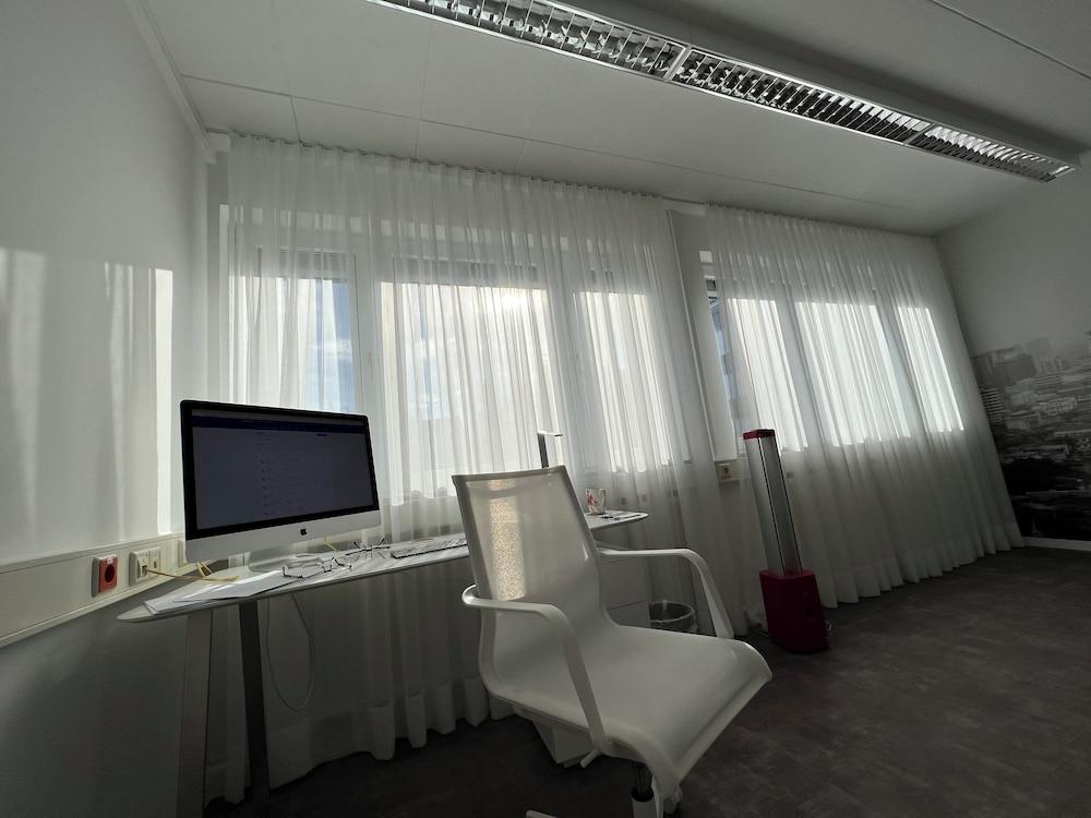 Boot Camp Central - Hostel