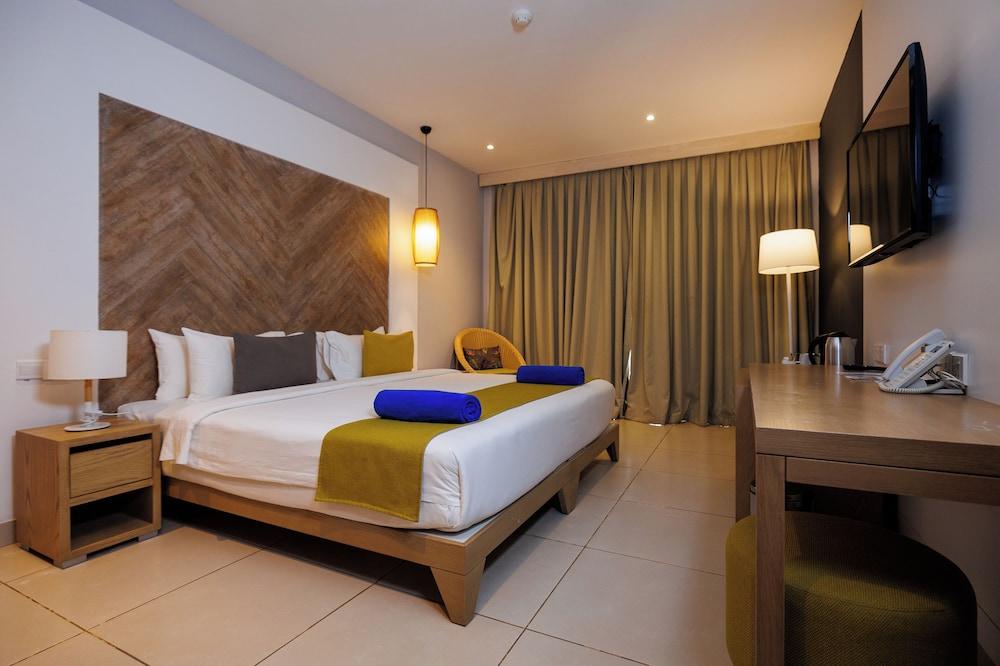 African Princess Beach Hotel