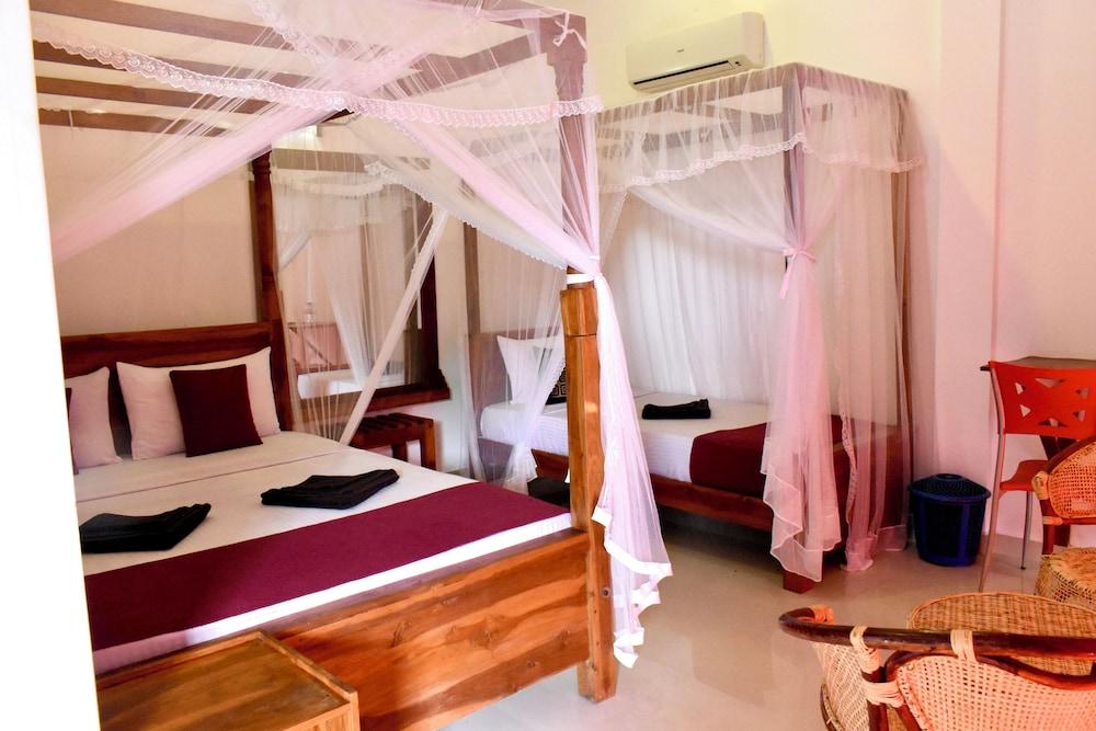 Green Hut Nature Resort