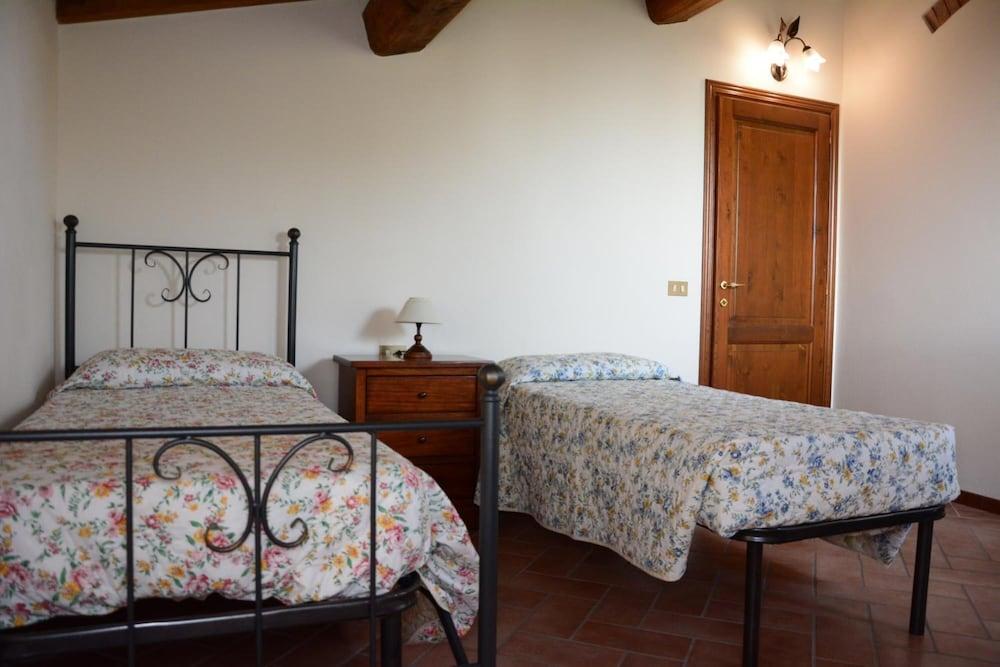 Agriturismo Podere Casalone