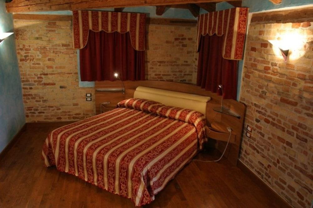 Hotel Centrale Sandron