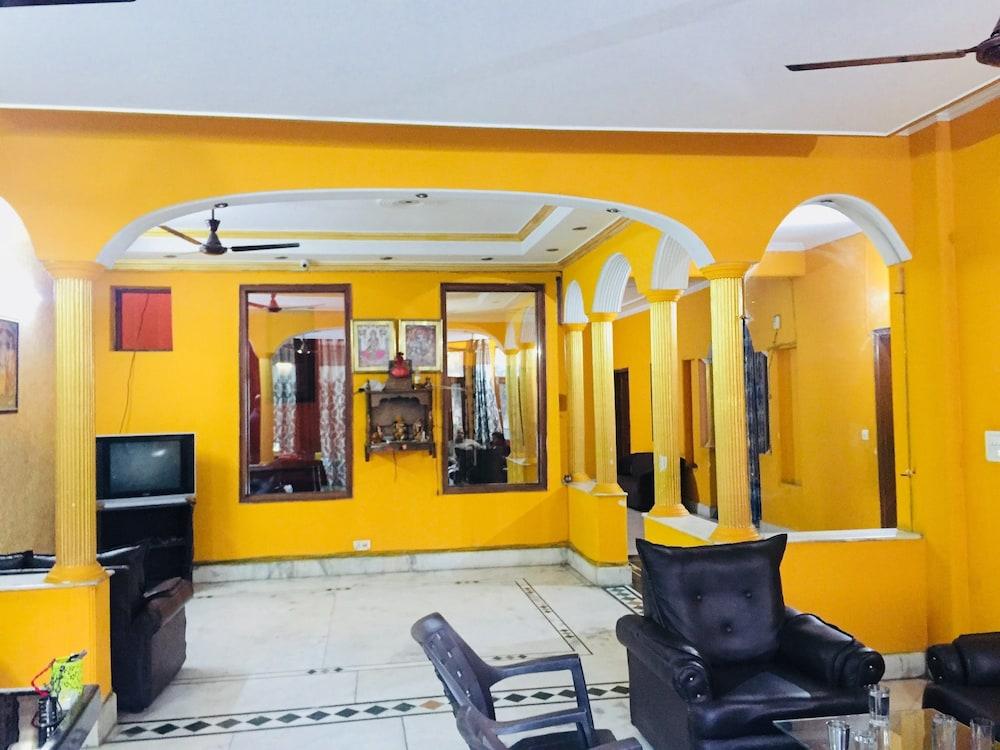 Hotel Sun Palace Residency