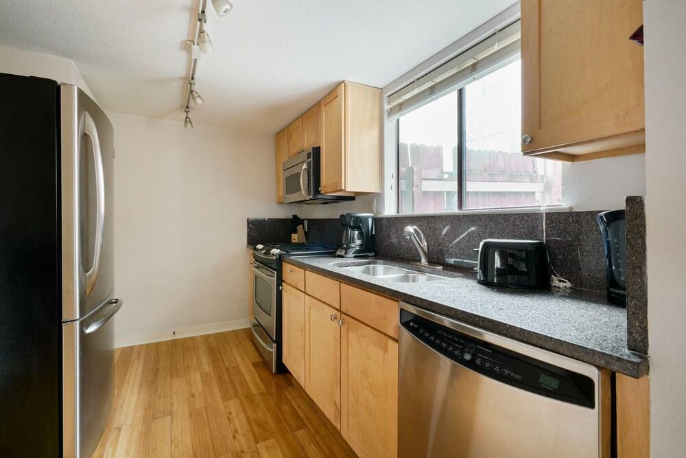 Sonder Bouldin Creek