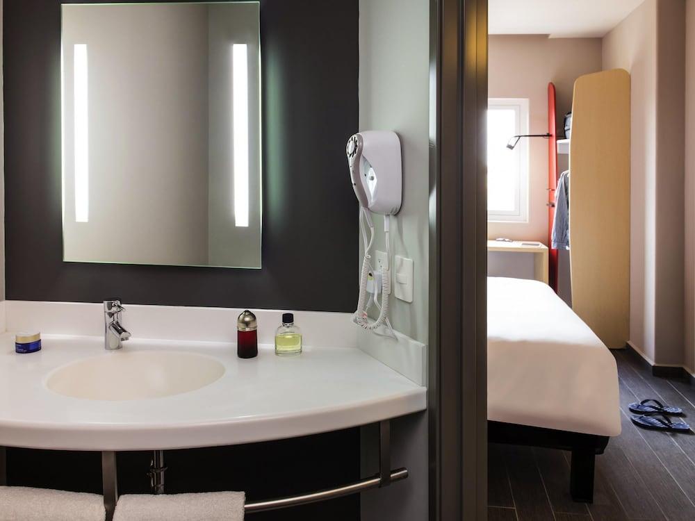 ibis Mazatlán Marina