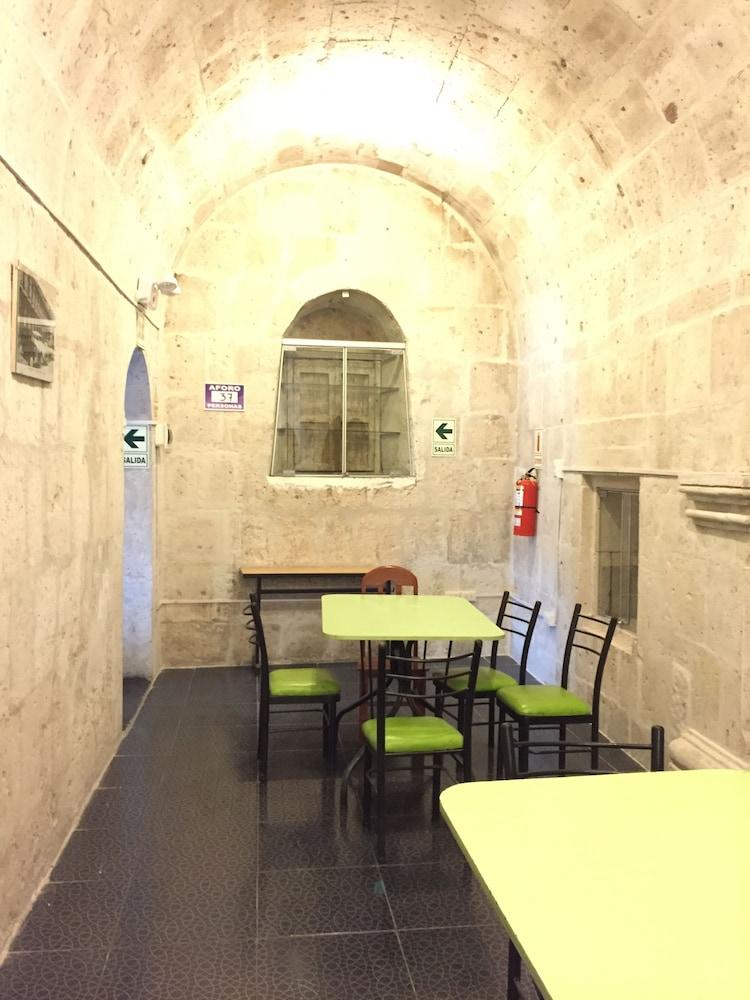 La Casa de Cisco - Hostal