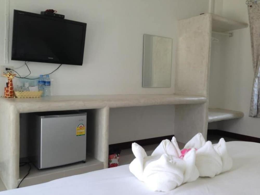 Baan Chomjan at Suanphung