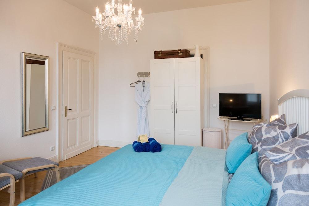 Blues & Chutney Bonn Bed & Breakfast