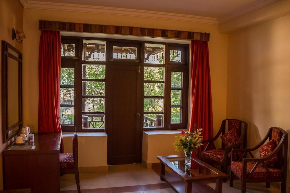 Blossoms Village Resort