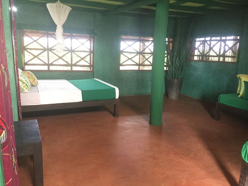 Eagle Camp Mida Creek