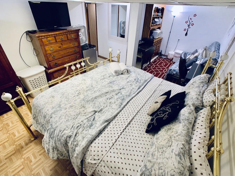 iServices Studio near NYC-EWR