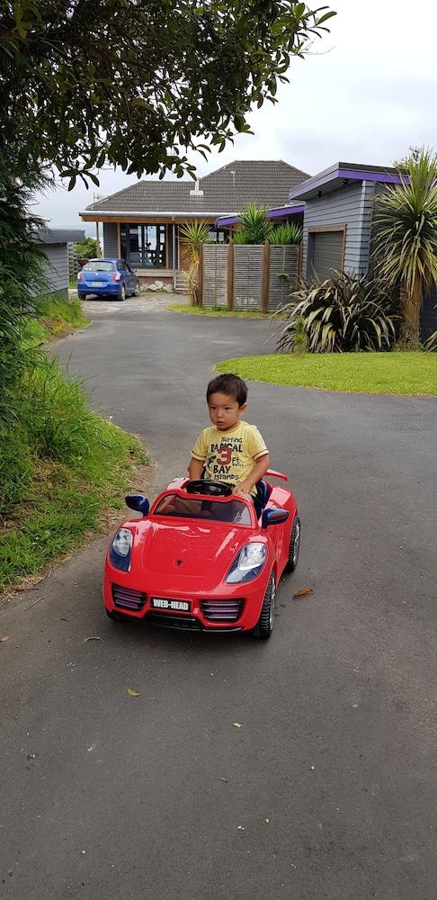 Koutu Beach Bed and Breakfast