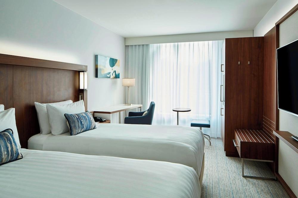Courtyard by Marriott Luton Airport